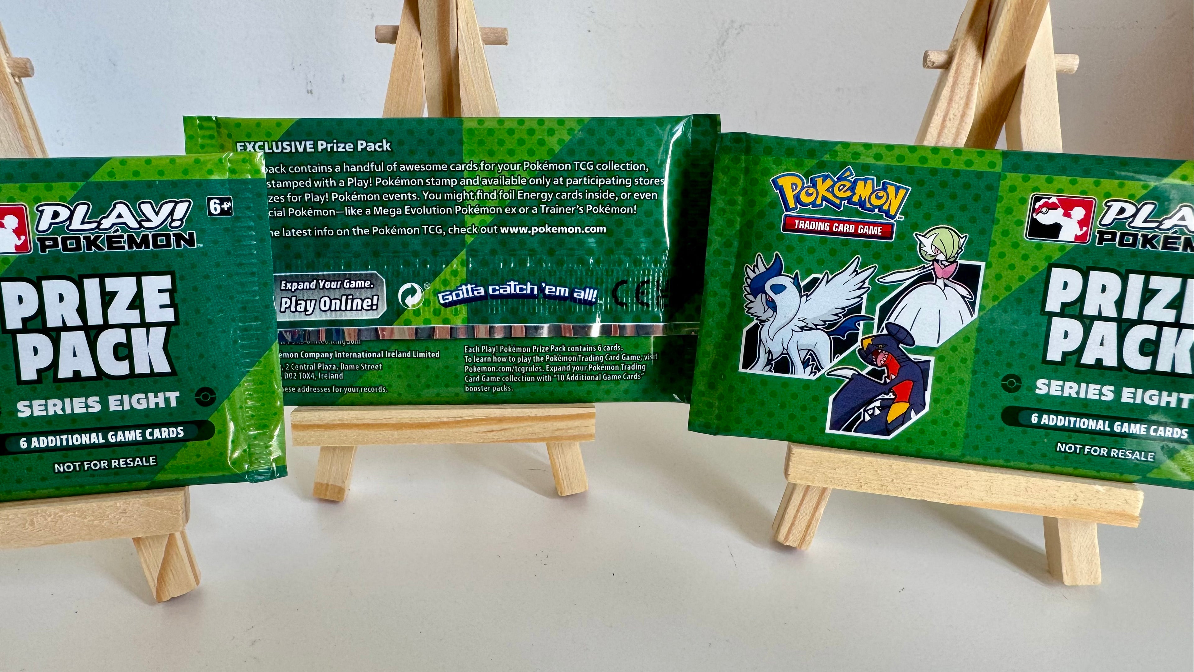 Pokémon TCG Prize Pack Series Eight - Play! Pokémon Exclusive