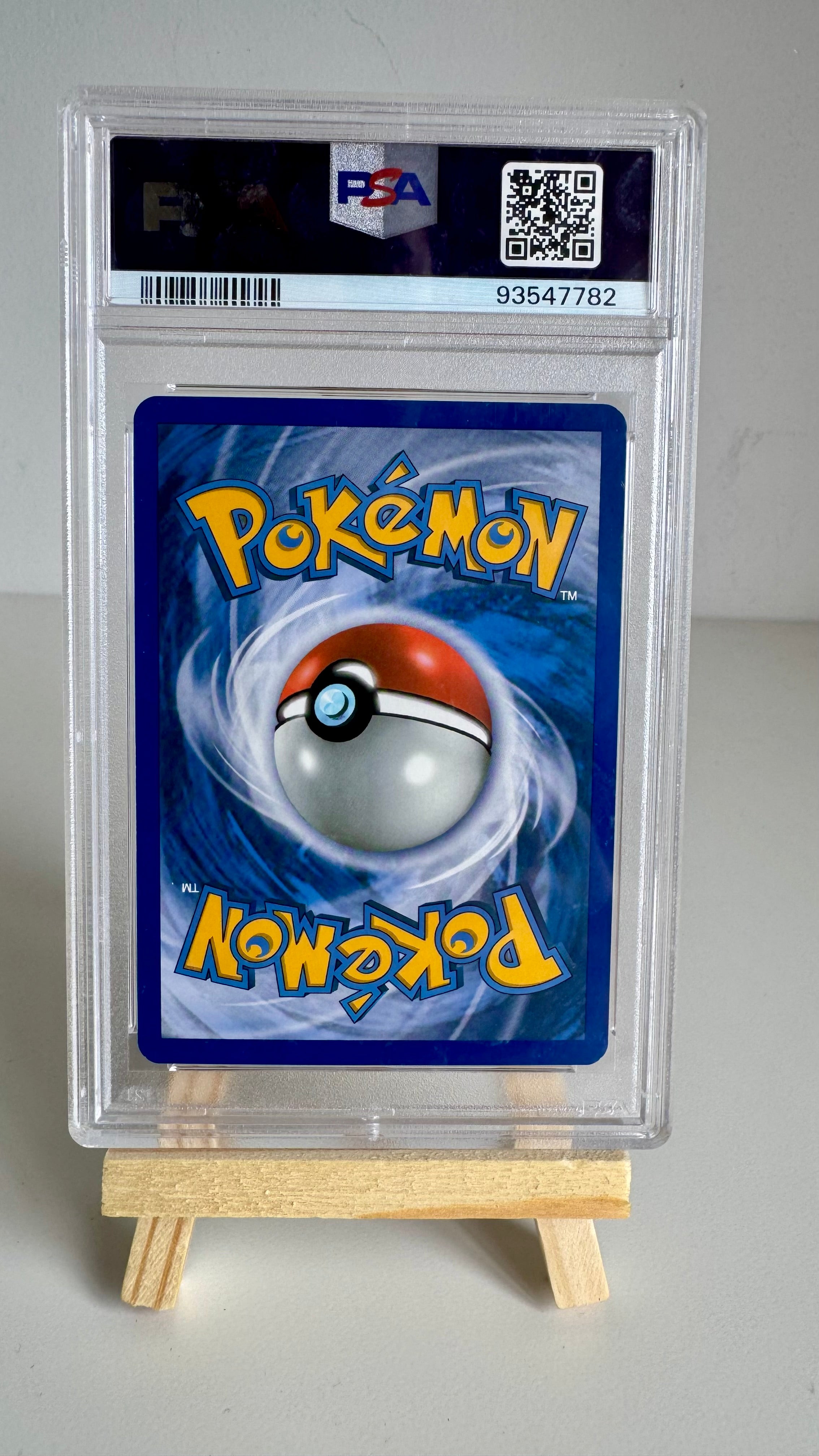 Liepard #67/114 - Black & White Reverse Foil - PSA 9 MINT - 2011 Pokémon