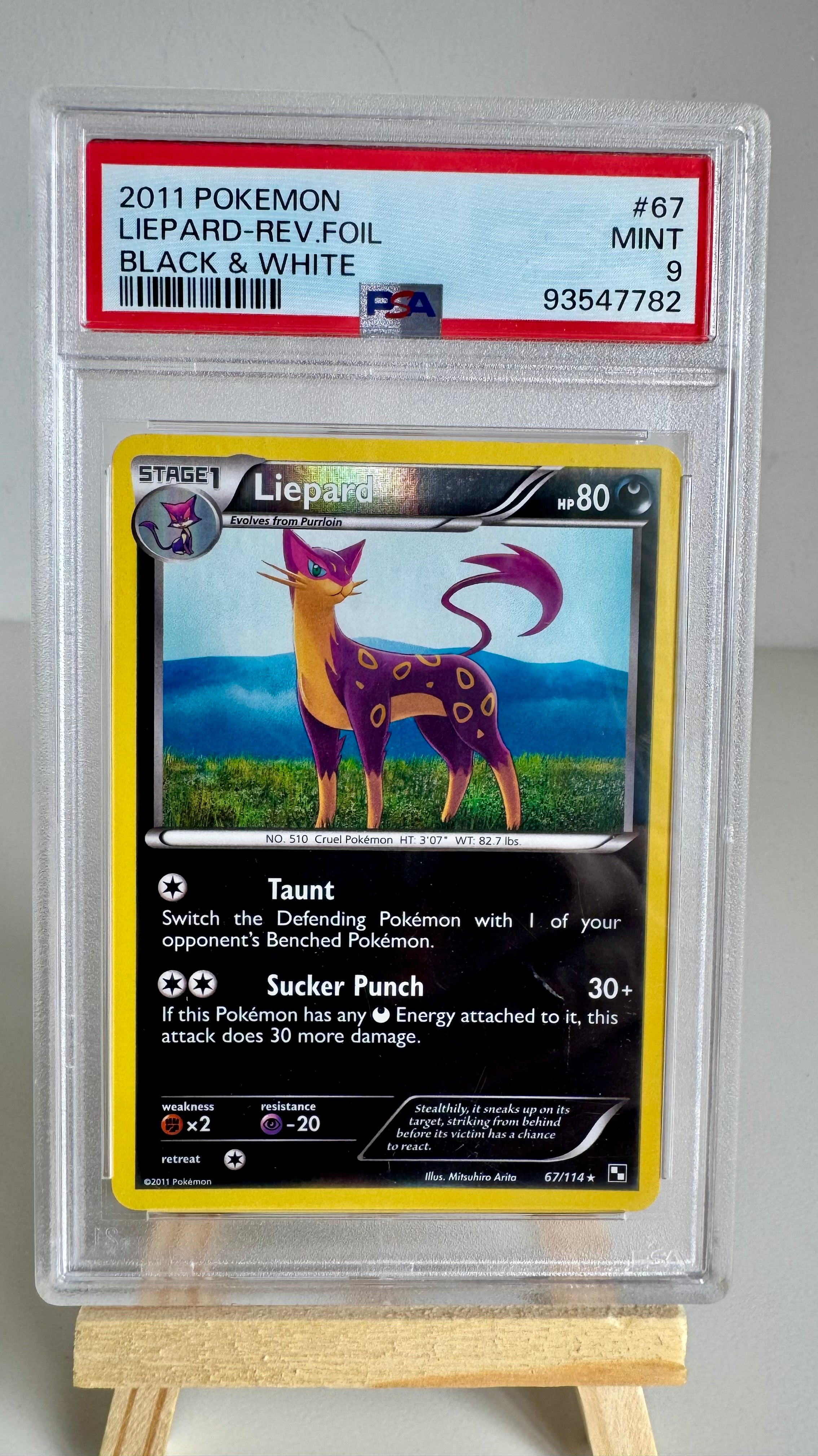 Liepard #67/114 - Black & White Reverse Foil - PSA 9 MINT - 2011 Pokémon